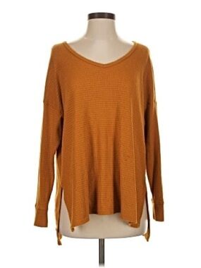 American Eagle Cozy Waffle-Knit V-Neck Mustard Sweater